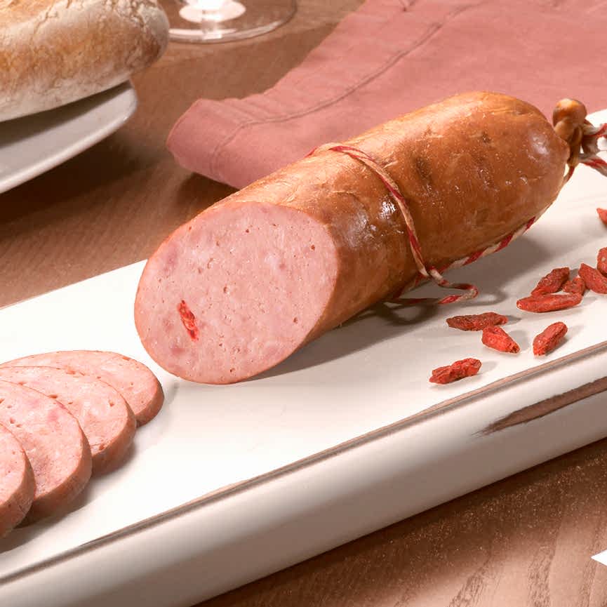 Колбаса из индейки с ягодами годжи* Колбаса из индейки с ягодами годжи*