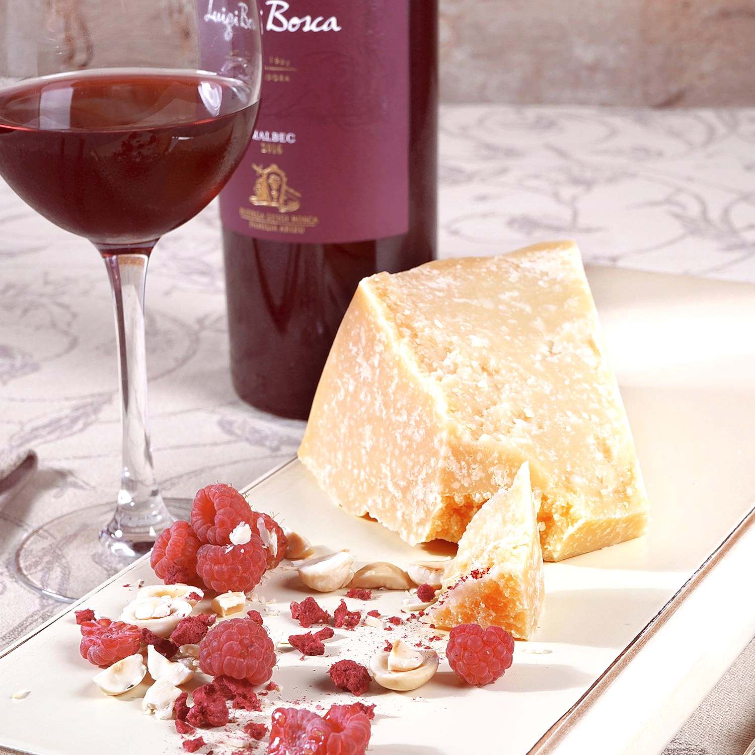 Сыр Пармезан * Сыр Пармезан *