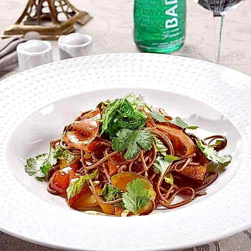 Гречневая лапша с овощами