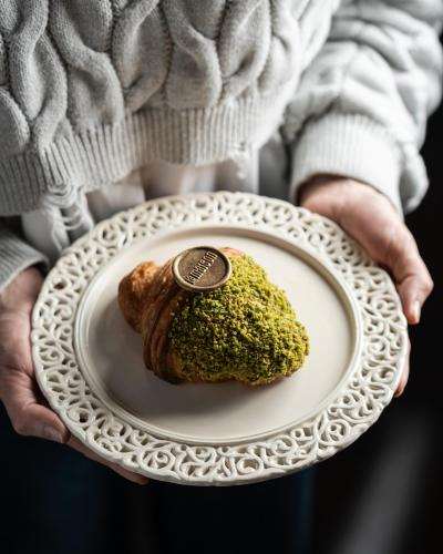 Круассан с фисташками